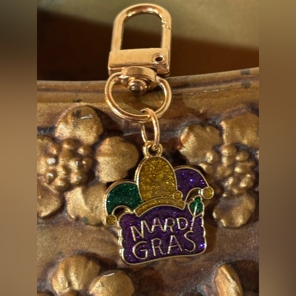 Mardi Gras Accessories - 💜💚💛 Mardi Gras Themed Keychain /Bag Charm with Purple, Green, and Gold Accents